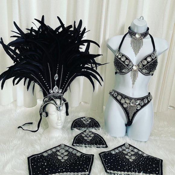 SAMBA BIKINI SET REDUCED PRICE$$$ - Picture 3 of 11